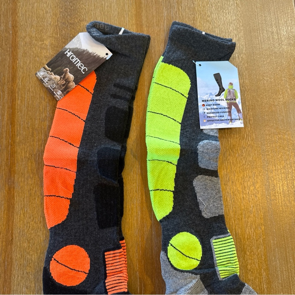 Hromec Merino Wool Performance Ski Socks - Picture 2 of 7